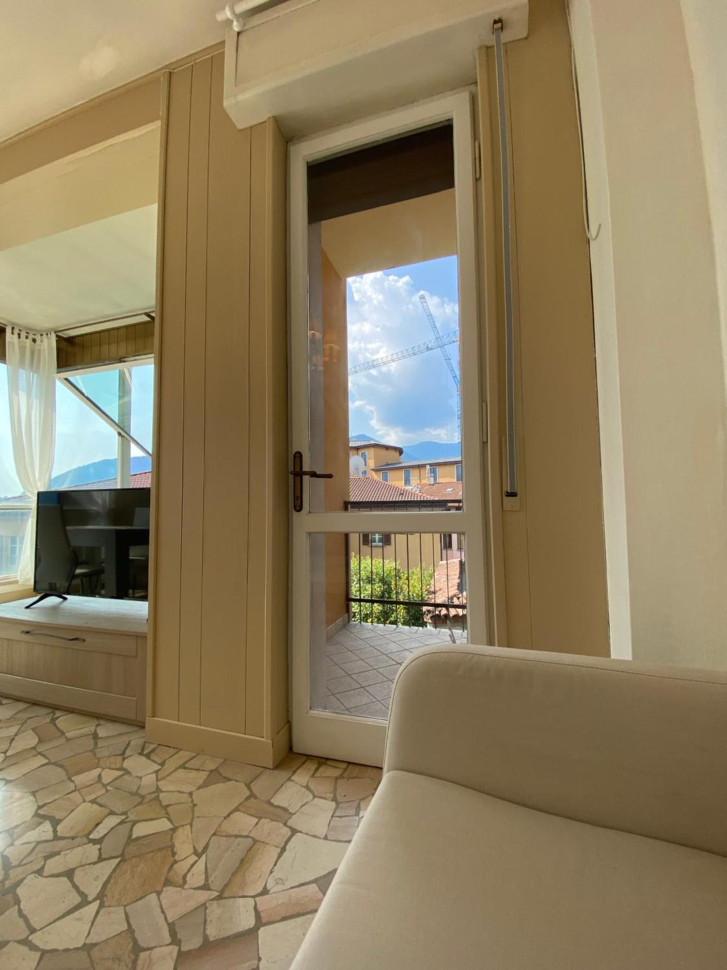 Como Lake Panorama Apartment Cadenabbia Екстериор снимка